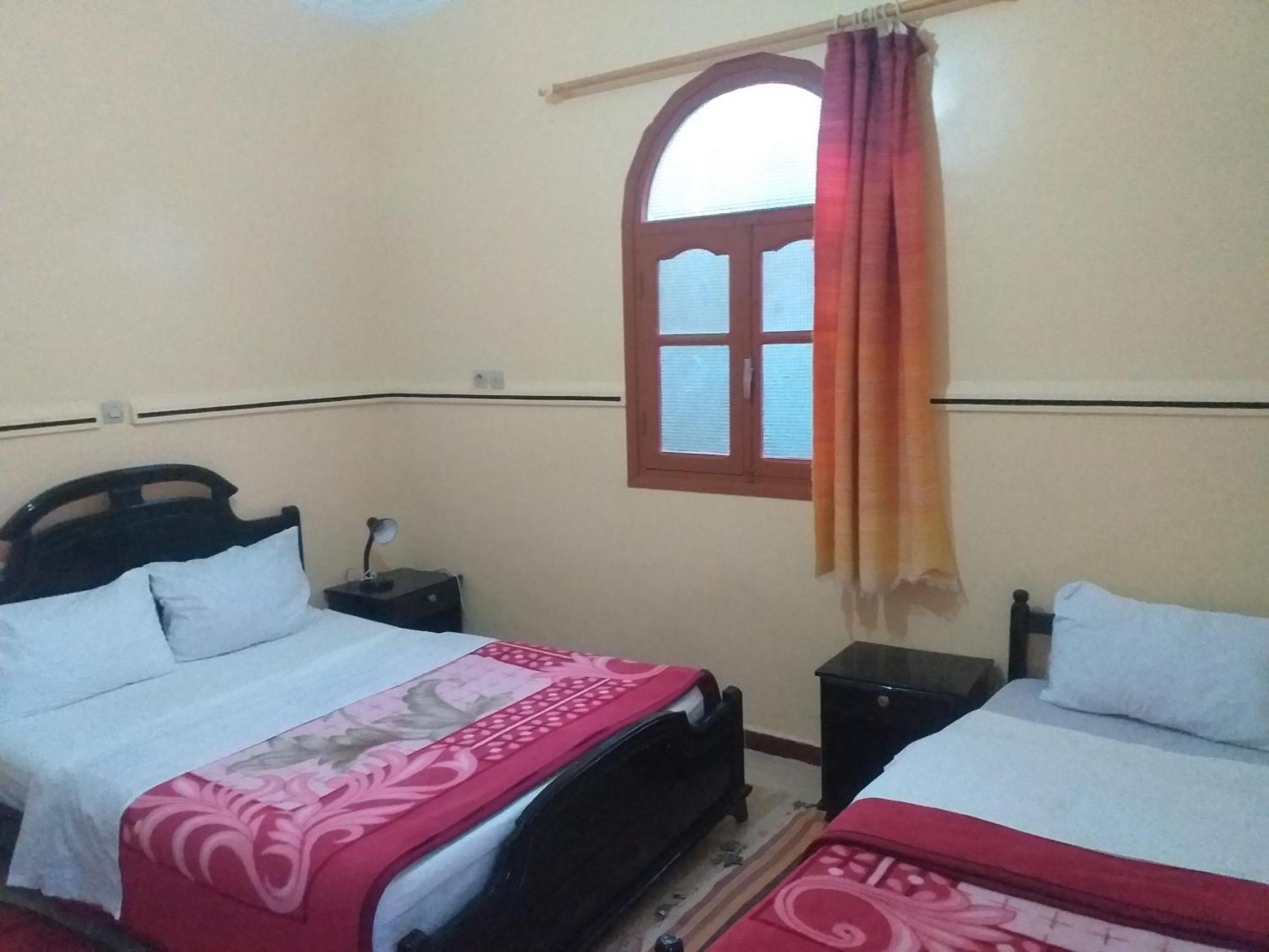 Kasbah Hotel Camping Jurassique Ifri Quarto foto